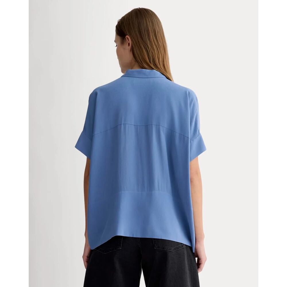 NWT Everlane The Boxy Button-Front Shirt In Washable Silk French Blue Size 2 - Picture 2 of 10